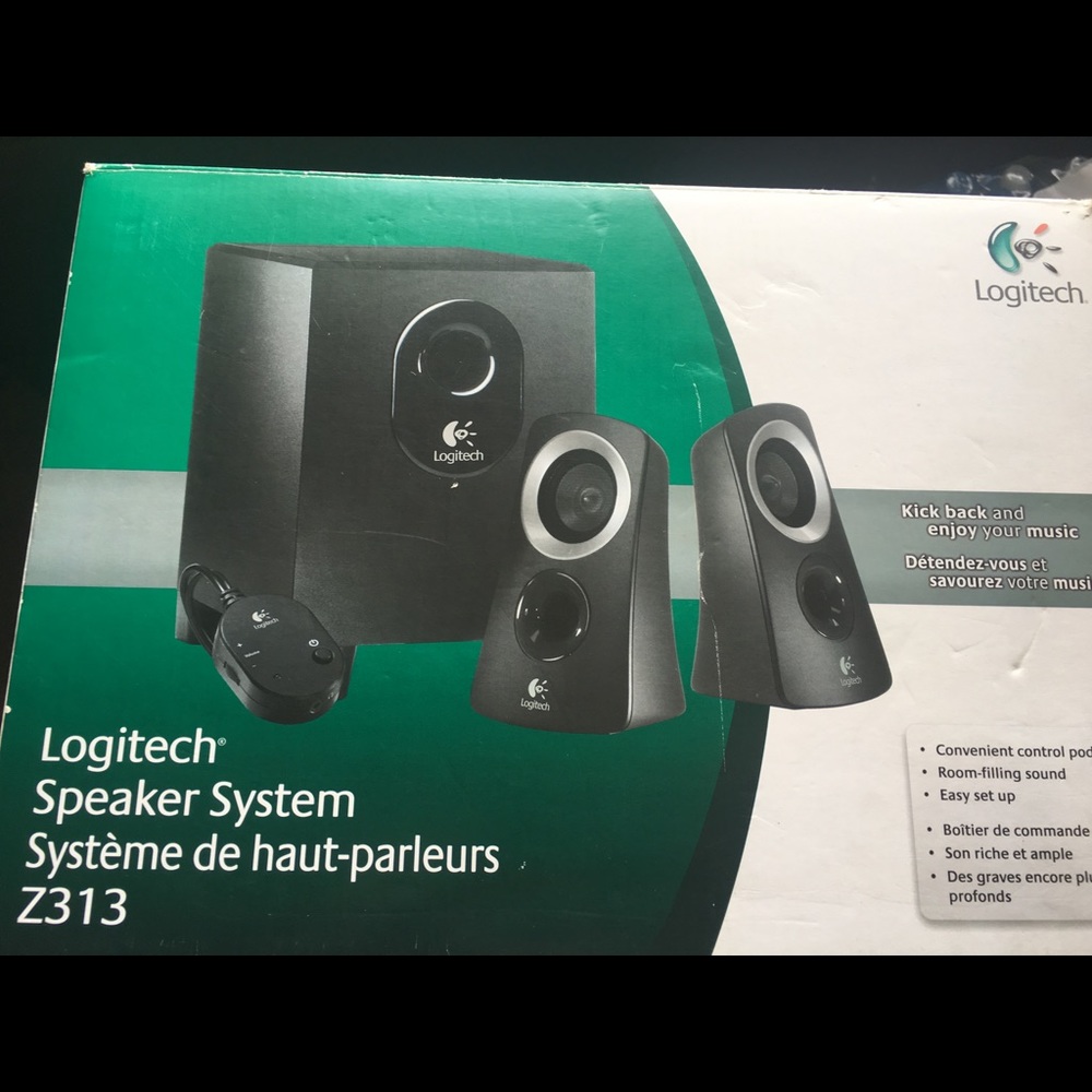 Logitech speaker system in original box